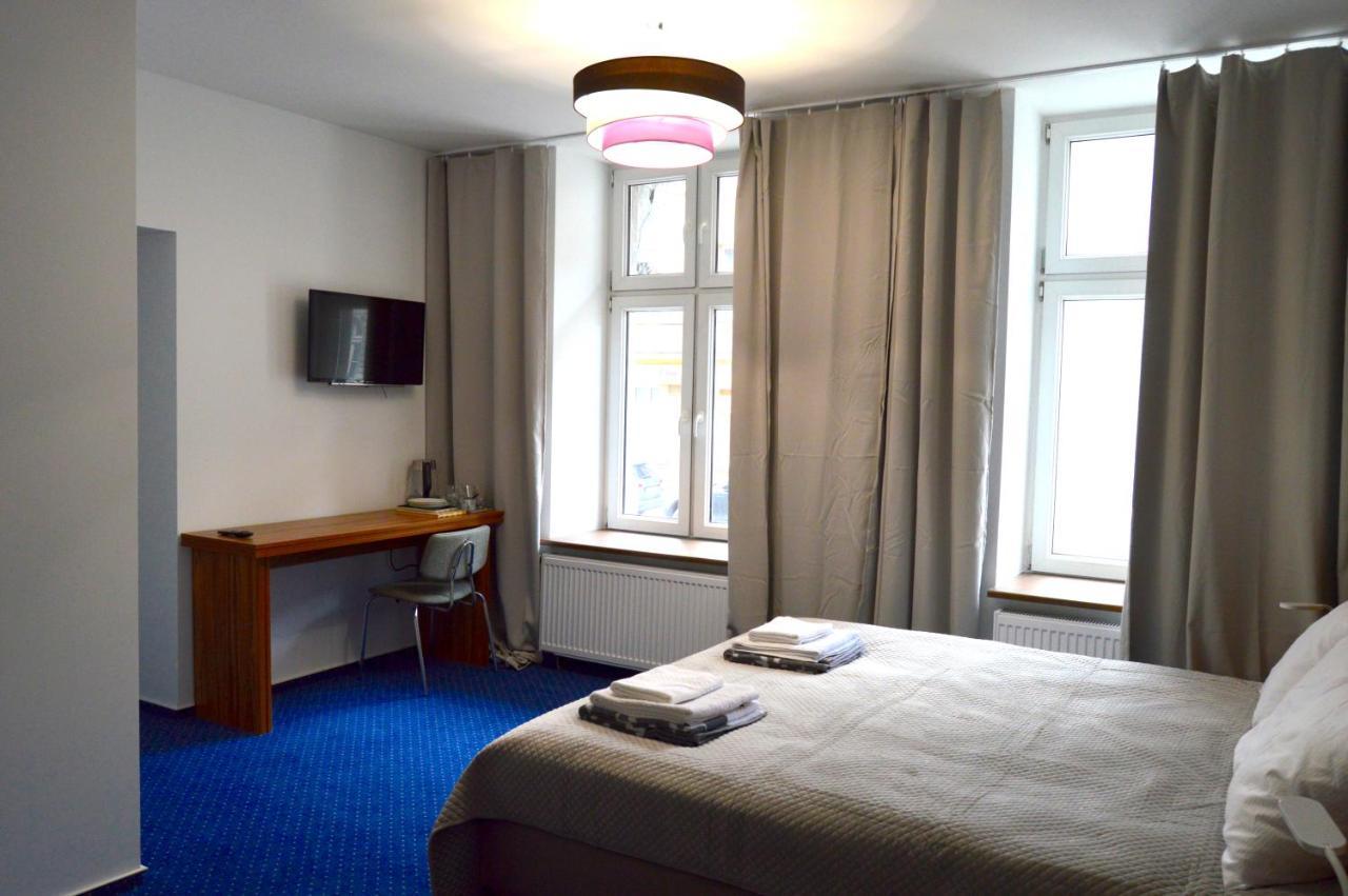 Apartamenty Next To Galeria Катовице Экстерьер фото