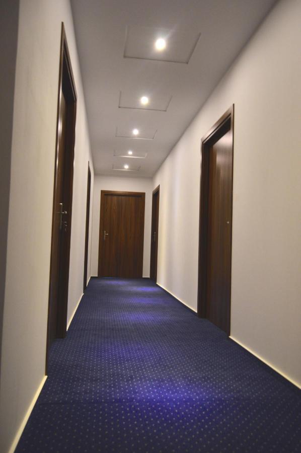 Apartamenty Next To Galeria Катовице Экстерьер фото